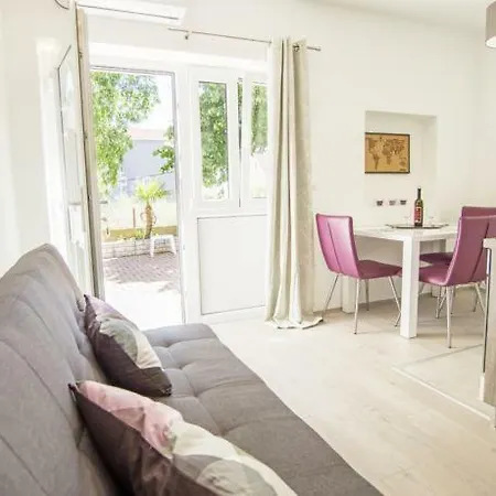 Neyra 3 Apartmán