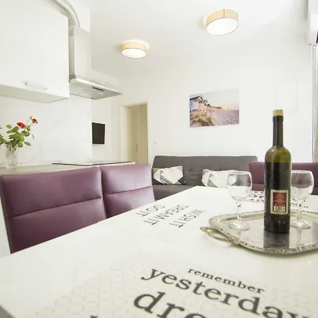 Apartmán Neyra 3